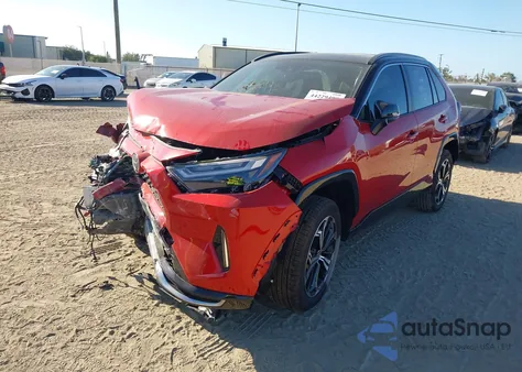 2025 Toyota Rav4 Plug-In Hybrid Xse z USA, uszkodzony, nr VIN JTMEB3FV7SD264123